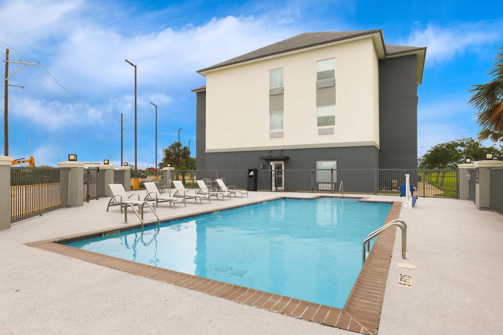 Best Western Iowa - Lake Charles East Buitenkant foto